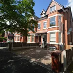 Rent 2 bedroom apartment in Manchester