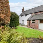 Rent 3 bedroom house in Derbyshire Dales