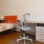 Rent 5 bedroom apartment of 130 m² in Udine