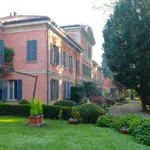 Rent 5 bedroom apartment of 300 m² in Monza