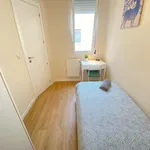 Rent a room in Madrid