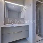 Affitto 3 camera appartamento di 114 m² in Lecco