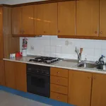 Alquilo 3 dormitorio casa de 150 m² en Cordoba']