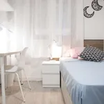 Rent a room of 101 m² in madrid