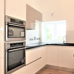 Rent 3 bedroom flat in Brighton