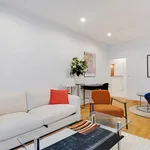 Appartement de 592 m² avec 1 chambre(s) en location à Paris