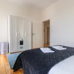 Rent 2 bedroom apartment of 79 m² in Lisbon