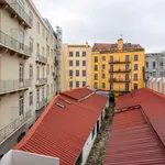 Rent 2 bedroom apartment of 56 m² in Lisbon