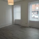 Rent 2 bedroom flat in Paisley