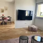 Najam 2 spavaće sobe stan od 83 m² u Split