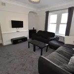 Rent 7 bedroom house in Kirklees