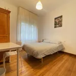 Rent 4 bedroom apartment in Bilbao