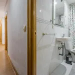 Rent a room of 120 m² in madrid