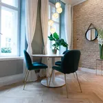 Rent 1 bedroom apartment of 35 m² in Berlin