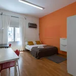 Rent 9 bedroom apartment in Madrid