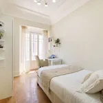 Rent a room in lisbon