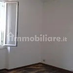 Rent 4 bedroom apartment of 140 m² in Genoa