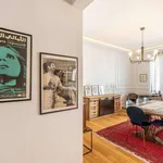 Rent 2 bedroom apartment of 115 m² in paris