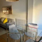 Alquilo 2 dormitorio casa de 70 m² en Madrid