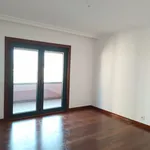 Rent 4 bedroom apartment of 325 m² in Ankara