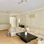 Rent 3 bedroom apartment of 170 m² in Glyfada