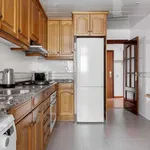 Rent 3 bedroom apartment of 156 m² in barcelona