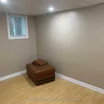 Appartement de 947 m² avec 2 chambre(s) en location à Vaughan (Crestwood-Springfarm-Yorkhill)