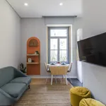 Rent 1 bedroom apartment of 50 m² in Porto