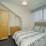 Rent 6 bedroom house in Leeds