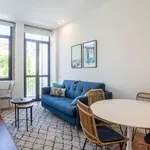 Rent 2 bedroom apartment of 60 m² in Porto