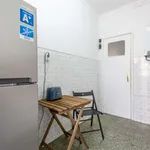 Rent a room in lisbon