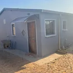 Rent 3 bedroom house of 50 m² in Soweto