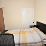 Rent a room in Salford