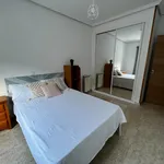 Rent 4 bedroom apartment in Madrid