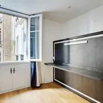 Appartement de 790 m² avec 2 chambre(s) en location à Paris