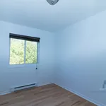 Rent 5 bedroom apartment in Gatineau