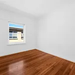 Rent 3 bedroom apartment in Elwood