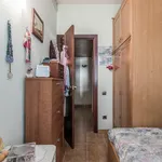 Rent 4 bedroom apartment in Barcelona