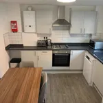 Rent 1 bedroom flat in Leeds