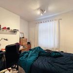 Rent 3 bedroom flat in East Midlands