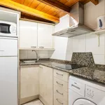 Rent 1 bedroom apartment of 30 m² in Barcelona