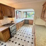 Rent 3 bedroom flat in Wakefield