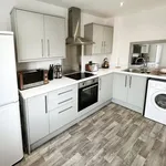 Rent 2 bedroom flat in Salford