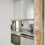 Appartement de 463 m² avec 1 chambre(s) en location à Paris