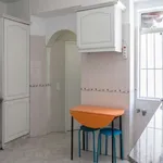 Rent a room in lisbon