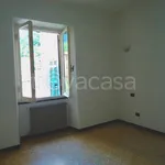 Affitto 5 camera appartamento di 80 m² in Cicagna