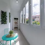 Rent 5 bedroom apartment in Madrid