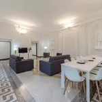 Rent 5 bedroom apartment of 200 m² in Genoa