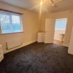 Rent 4 bedroom house in West Midlands