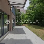 Rent 3 bedroom apartment of 215 m² in Zagreb